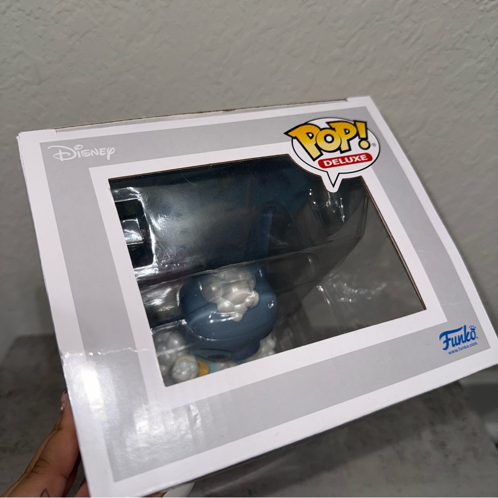 Funko 1252 Stitch in Bathtub - Picture 5 of 6